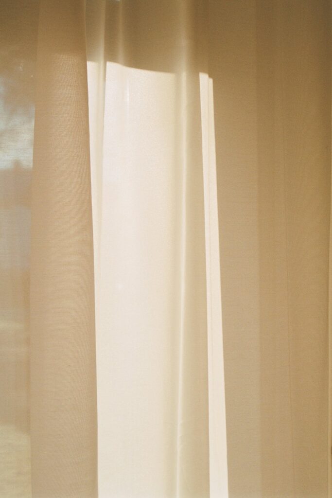ESSE SOFFITTO - Binario per Tende Mottura